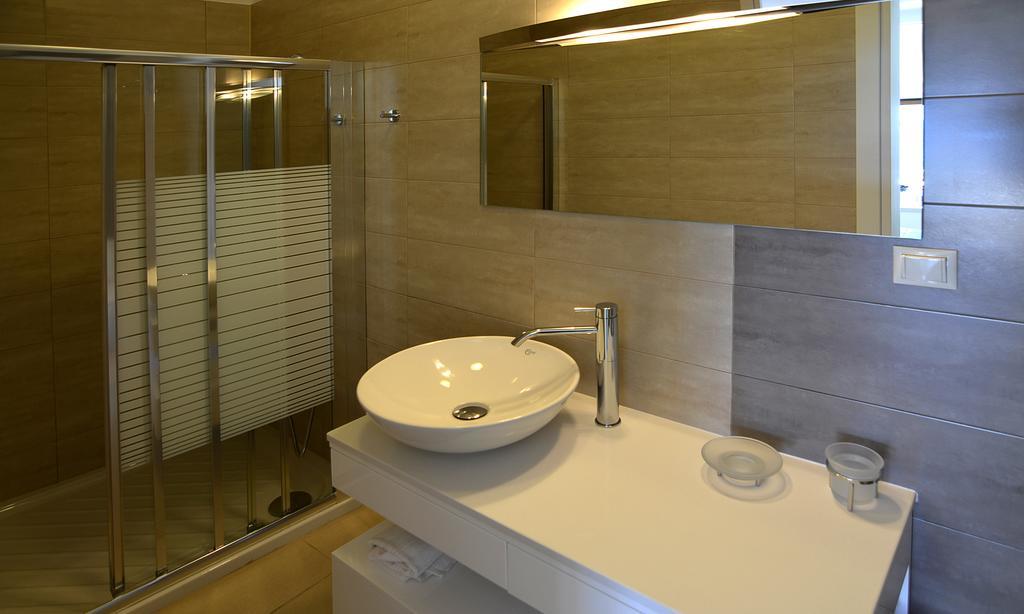 Simon Studios And Apartments Сітія Екстер'єр фото